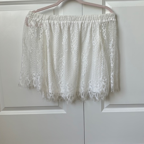 Off Shoulder White Top Lace Vintage Size Small - Picture 1 of 1